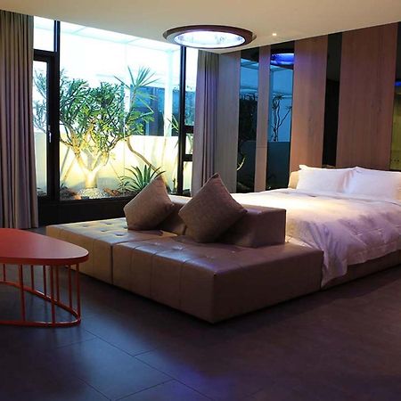 All-Ur Boutique Motel-Hsin Chu Branch Синьчжу Экстерьер фото